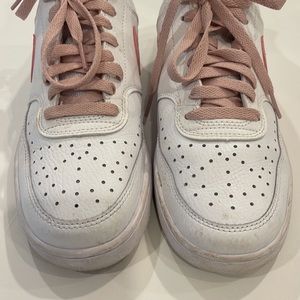 Nike Women's Court Vision Low Sneaker